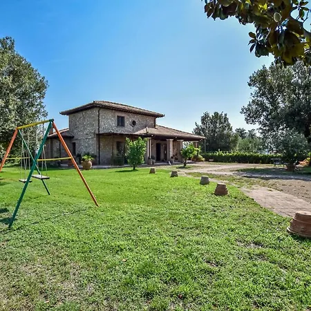 3 Bedroom Awesome In Civitella Dagliano *