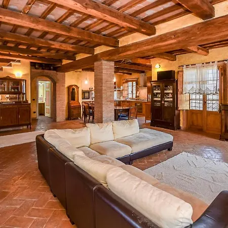 3 Bedroom Awesome In Civitella Dagliano Holiday home *