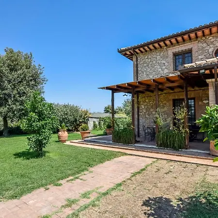 Сasa de vacaciones 3 Bedroom Awesome In Civitella Dagliano Civitella dʼAgliano