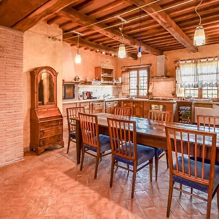 3 Bedroom Awesome In Civitella Dagliano Holiday home *
